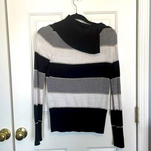 White House Black Market cowl neck sweater size extra extra small